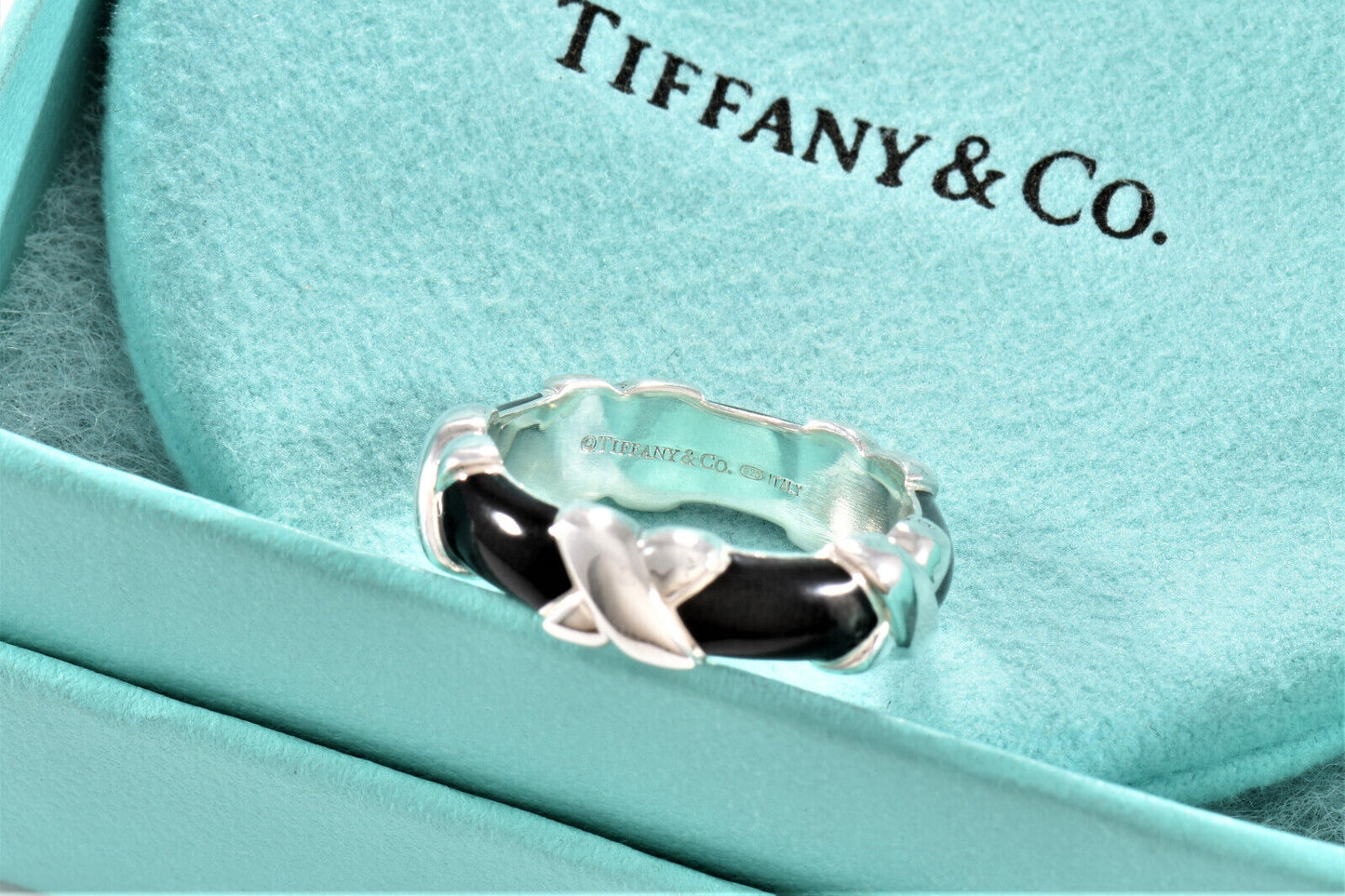 Size 5 Tiffany & Co Silver Black Enamel Signature X Stack 6mm Band Ring in Pouch