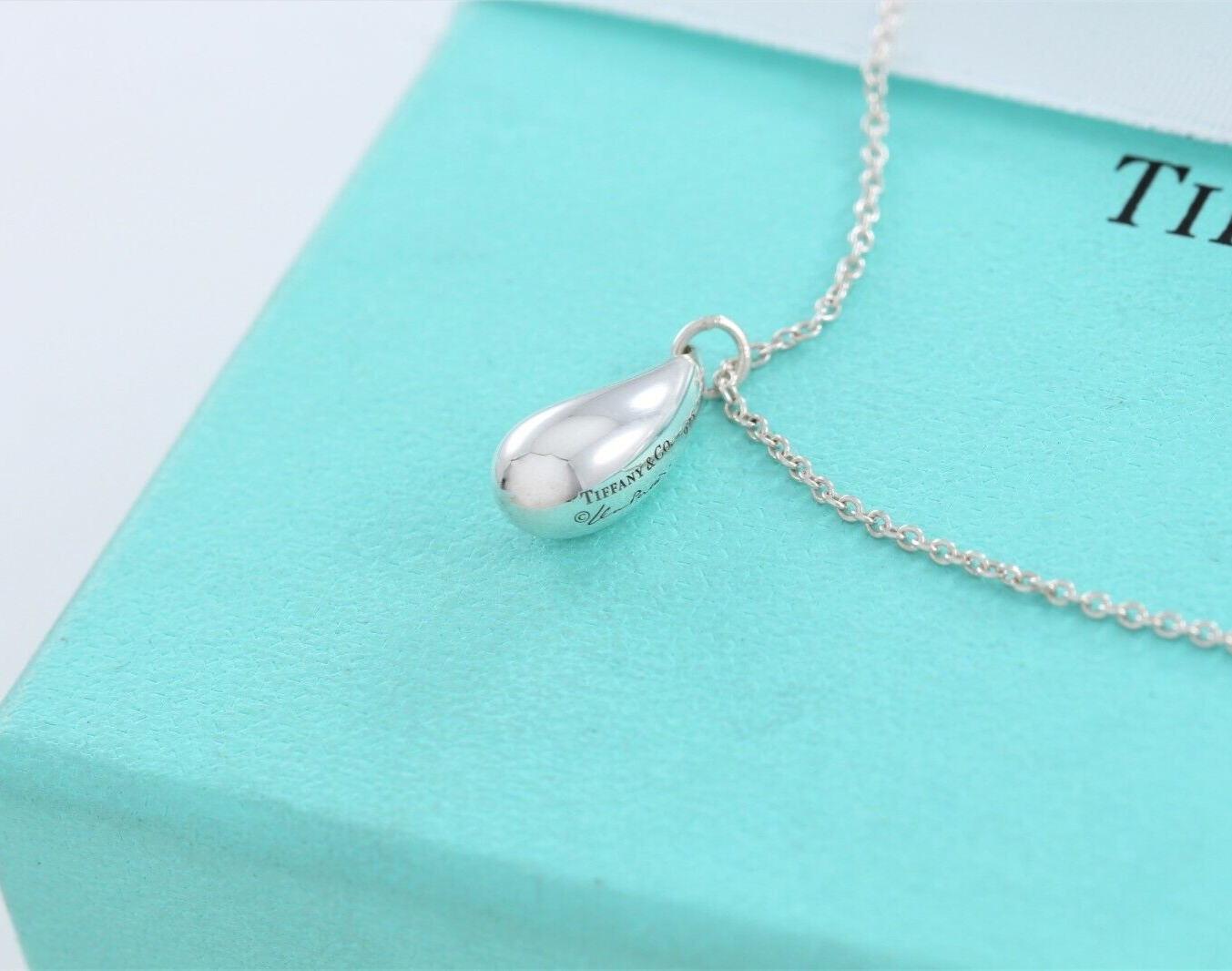 Tiffany & Co Silver Elsa Peretti Teardrop Pendant 16.25" Chain Necklace in Box