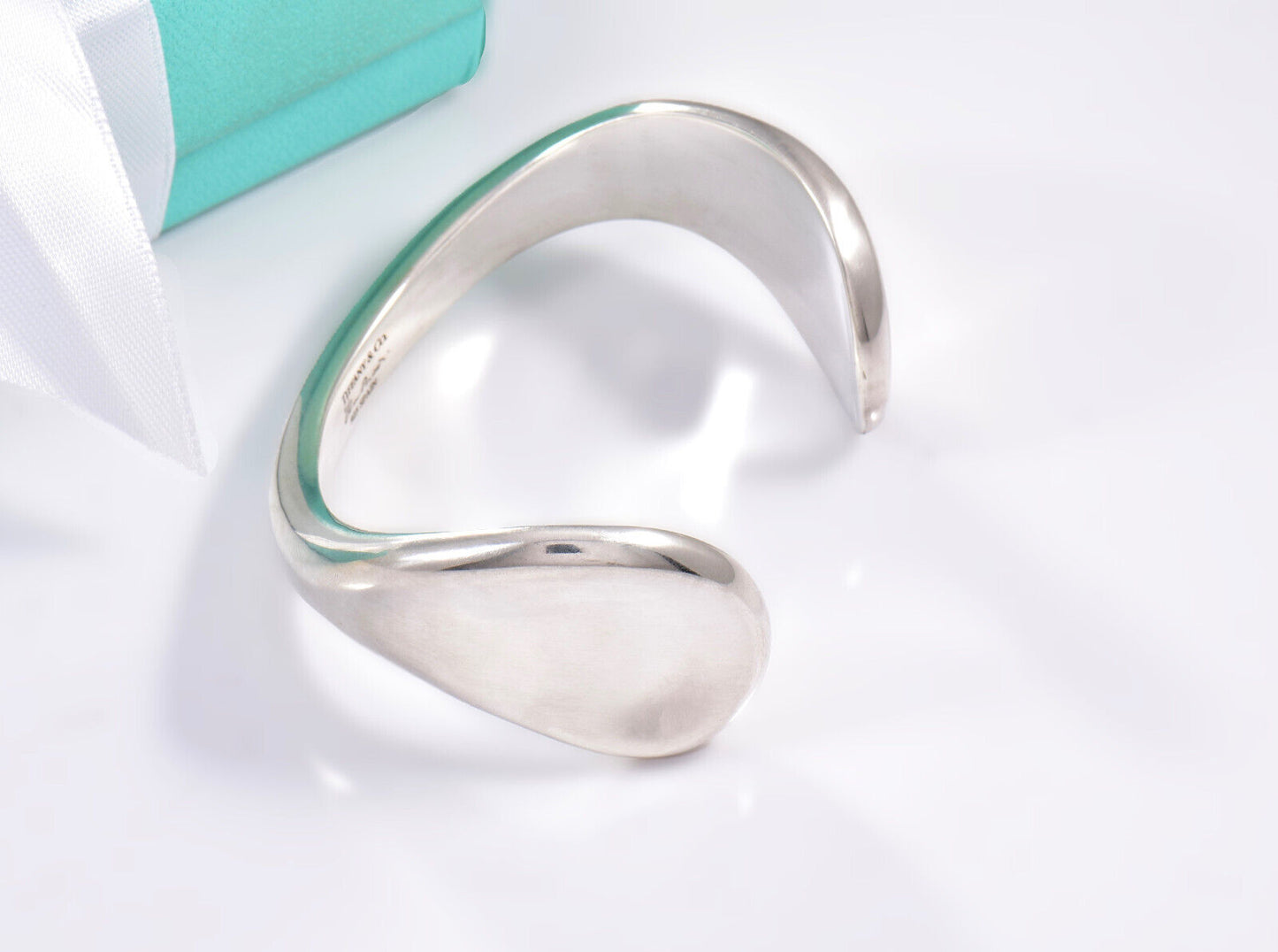 Tiffany & Co Silver Elsa Peretti Thumbprint Cuff Bracelet in Box Pouch Love Bone