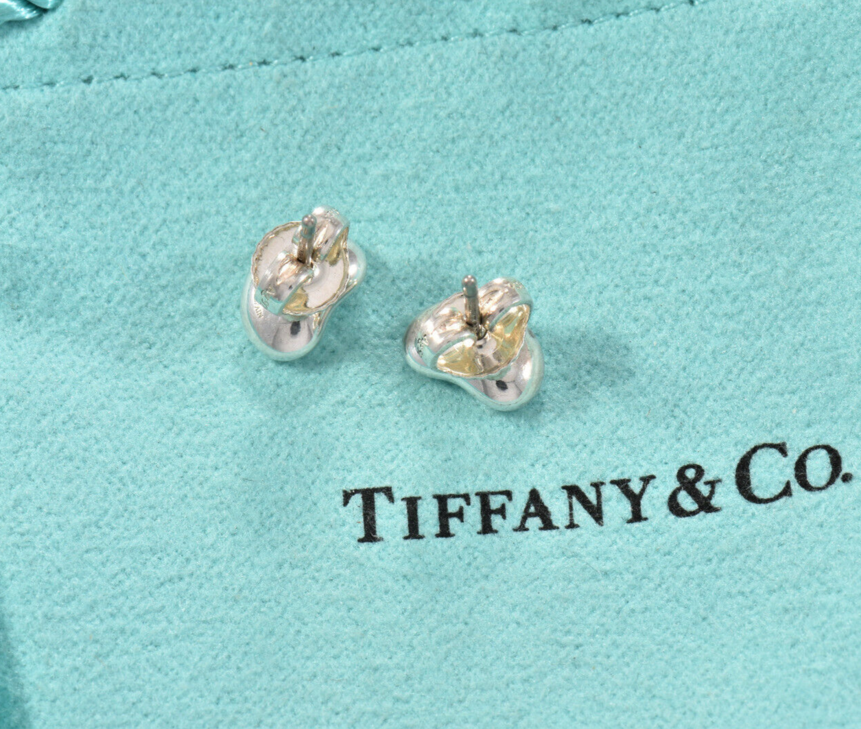 Tiffany & Co Sterling Silver Elsa Peretti 9mm Bean Earrings in Pouch Lovely Gift