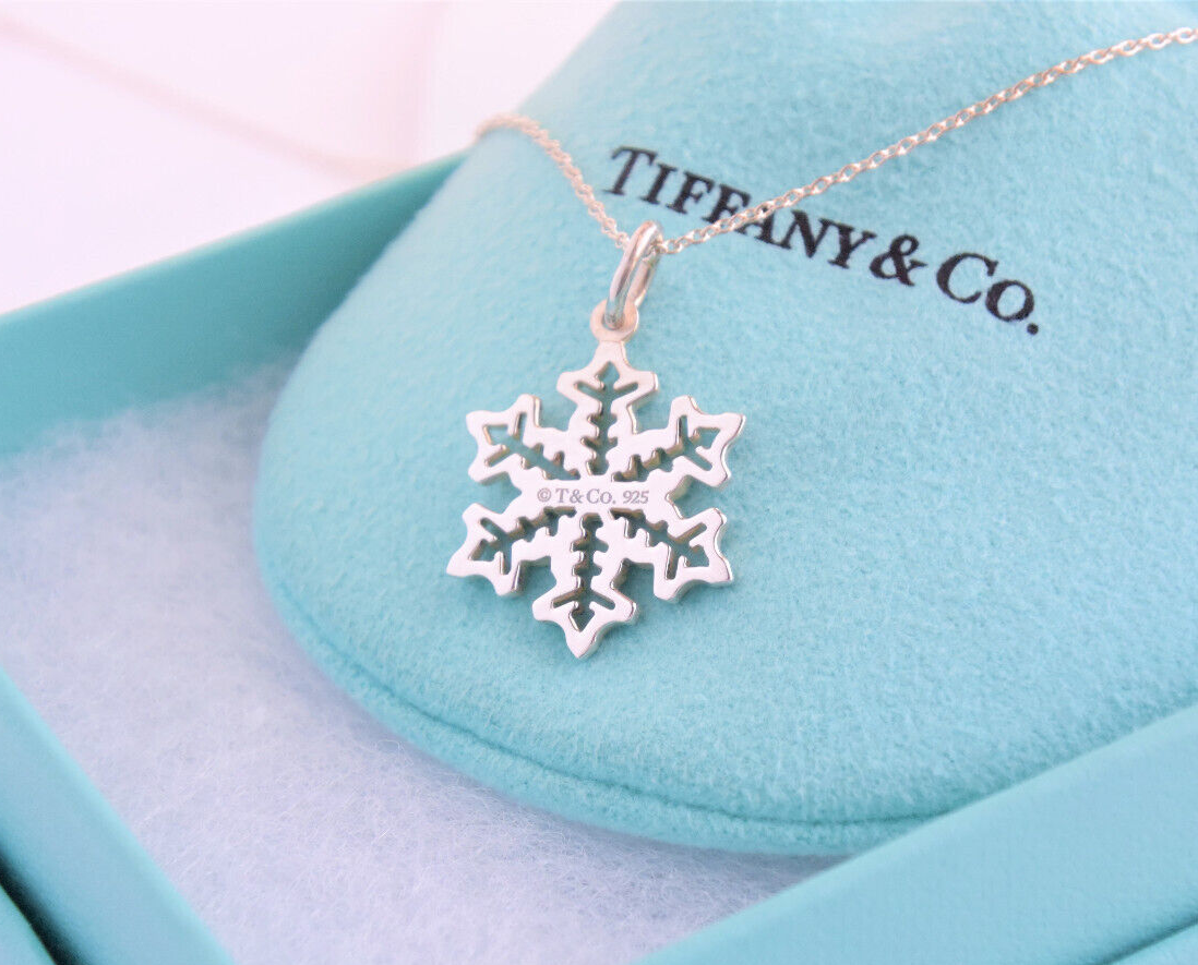 Tiffany & Co Sterling Silver Snowflake Pendant 16.25" Necklace in Box Pouch Rare