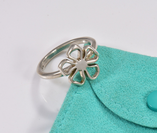 Size 7.5 Tiffany & Co Sterling Silver Hibiscus Flower Ring in Pouch Open Nature