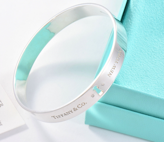 Tiffany & Co Diamond Silver Keyhole Lock Bangle Bracelet & Box Pouch Ribbon Rare