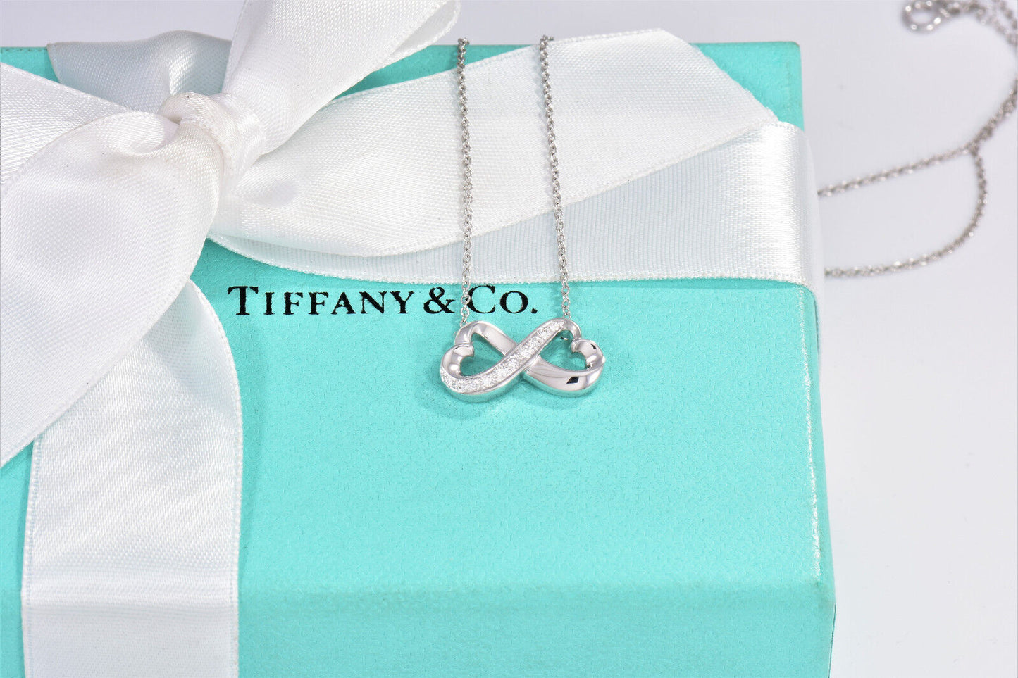 Tiffany & Co Diamond 18K White Gold Picasso Infinity Loving Heart 17" Necklace