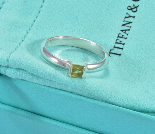 Size 5.5 Tiffany & Co Sterling Silver Green Peridot Square Stack Band Ring & Box