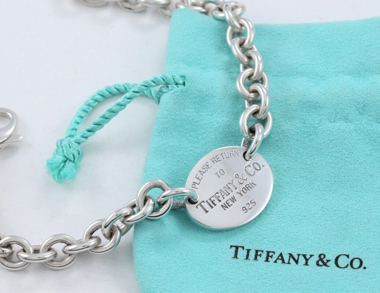 7.75" Please Return To Tiffany & Co Silver Oval Charm Chain Link Bracelet Pouch