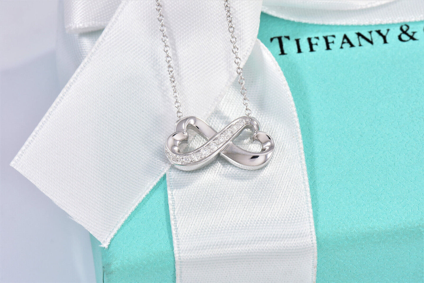 Tiffany & Co Diamond 18K White Gold Picasso Infinity Loving Heart 17" Necklace