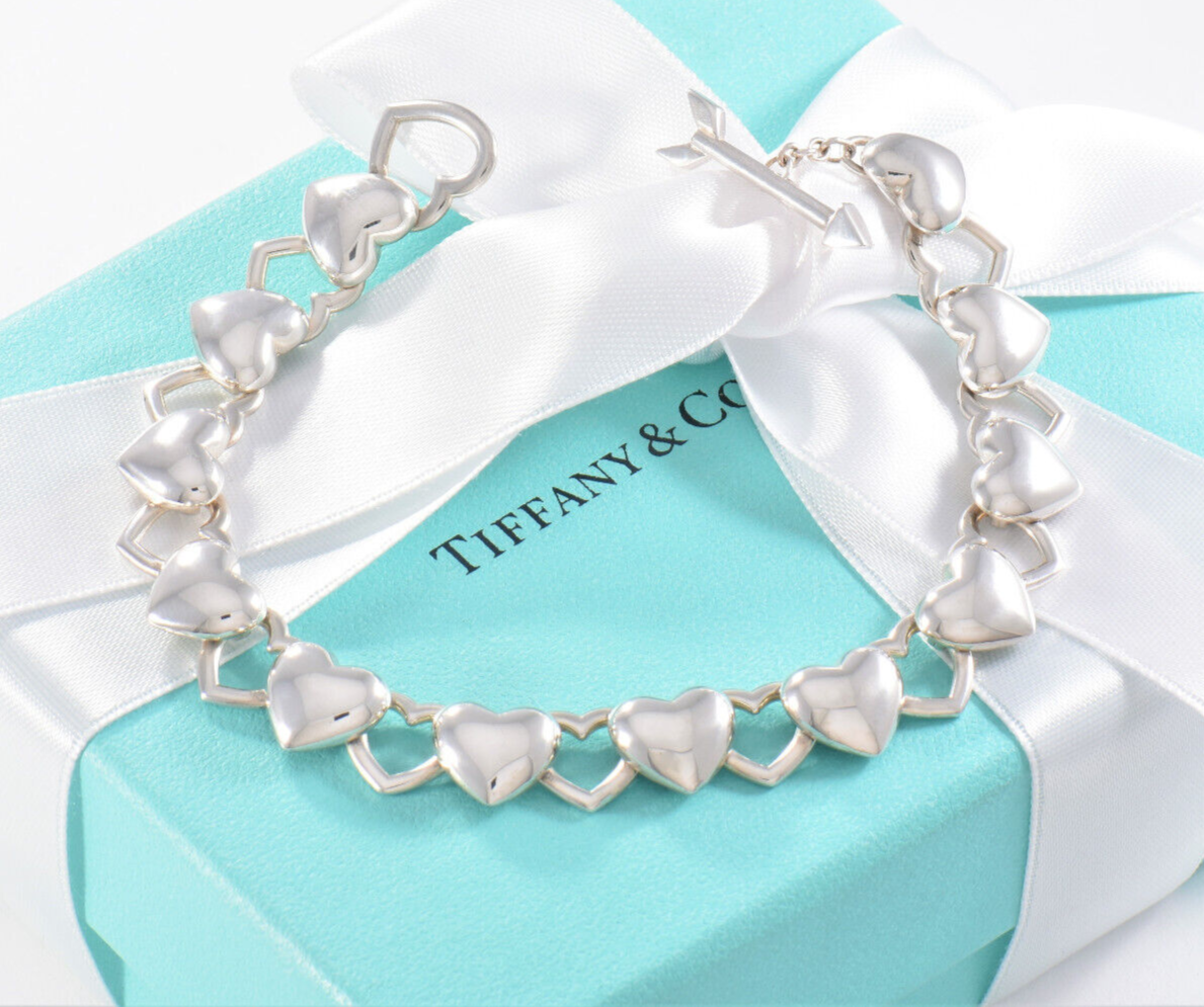 Tiffany & Co Sterling Silver Heart Arrow Link Toggle Bracelet in Box Pouch Rare