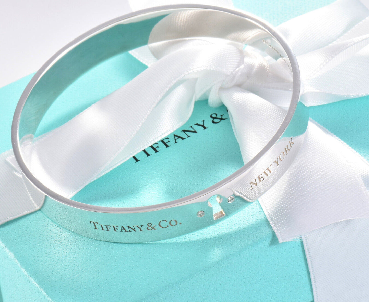 Tiffany & Co Diamond Silver Keyhole Lock Bangle Bracelet & Box Pouch Ribbon Rare