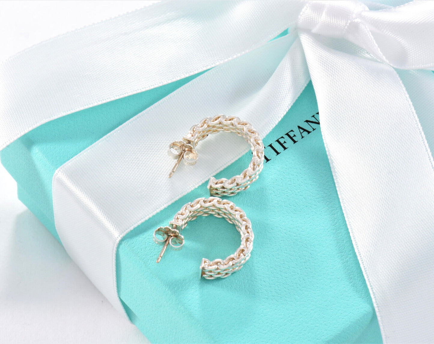 Tiffany & Co Sterling Silver Small 17mm Mesh Hoop Earrings in Box Narrow Rare