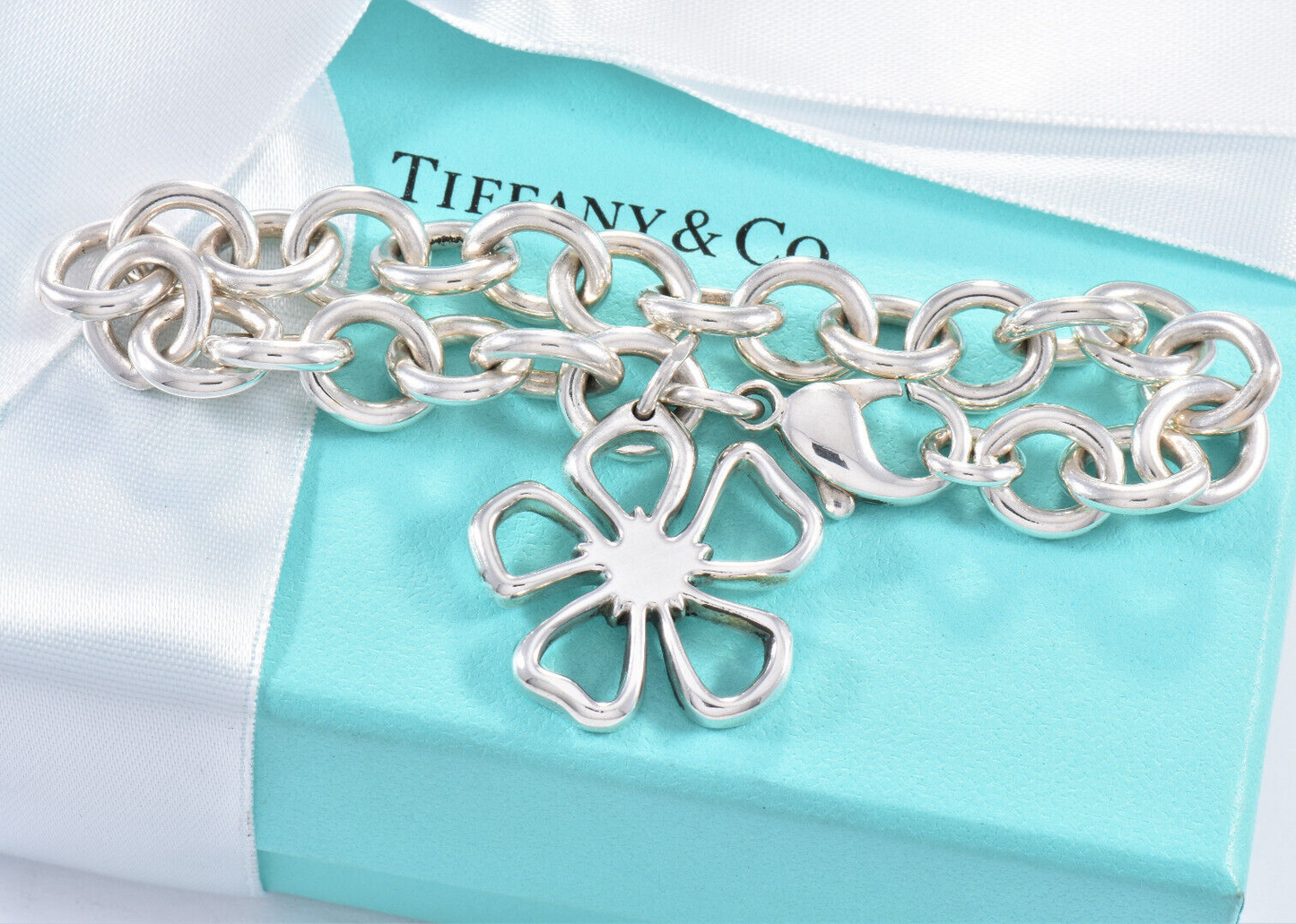 7.5" Tiffany & Co Silver Hibiscus Flower Charm Chain Link Bracelet in Box Pouch