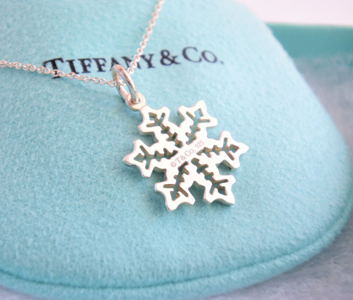 Tiffany & Co Sterling Silver Snowflake Pendant 16.25" Necklace in Box Pouch Rare