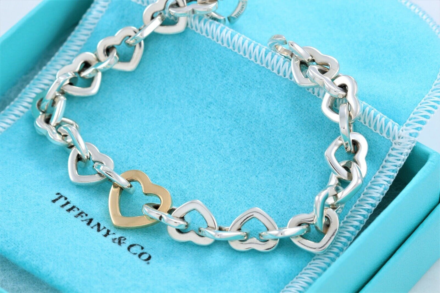 Vintage Tiffany & Co 18K Yellow Gold Silver Heart Link Chain Bracelet Pouch Rare