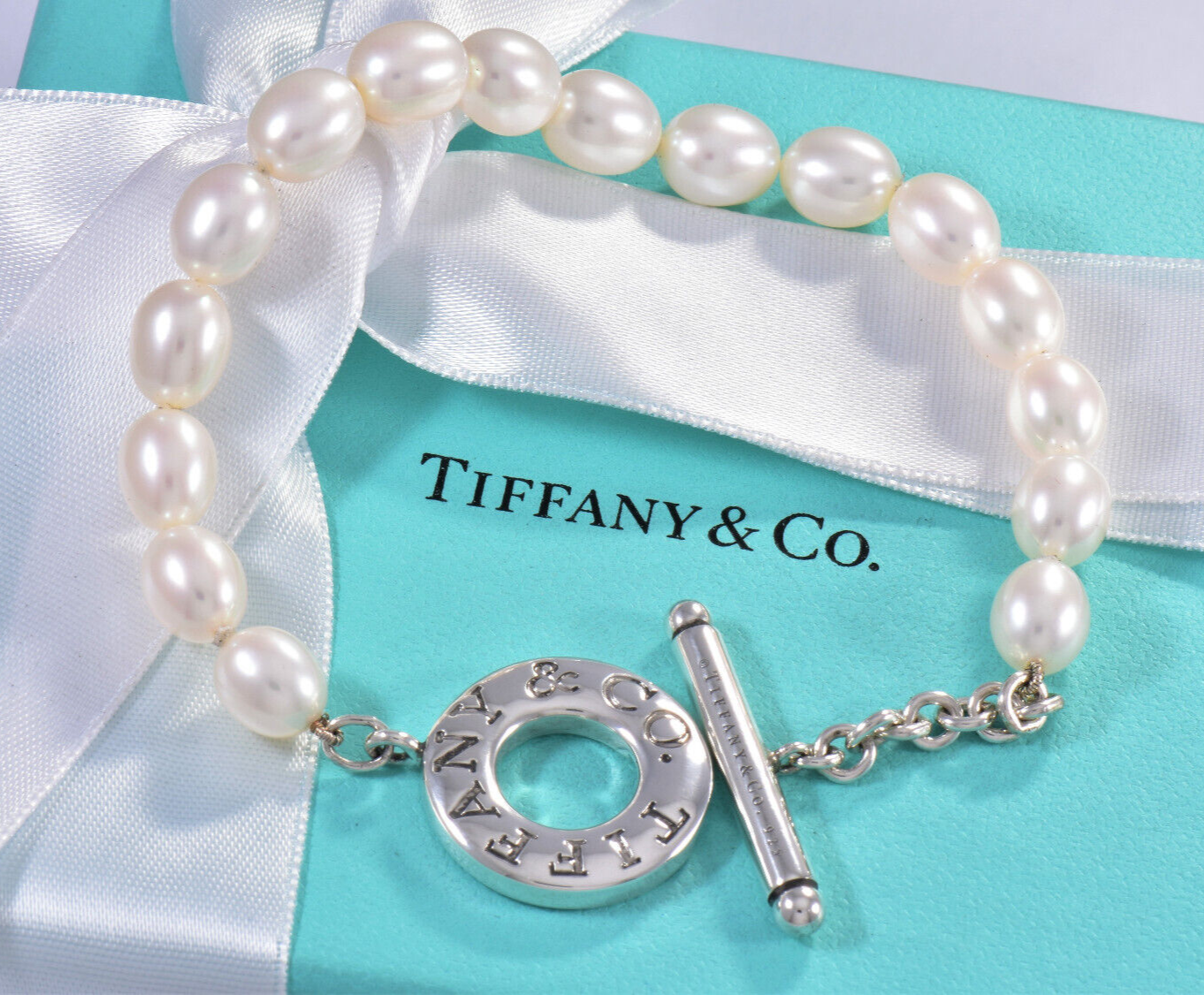 8" Tiffany & Co Sterling Silver 8mm Pearl Bead Toggle Charm Bracelet & Box Pouch