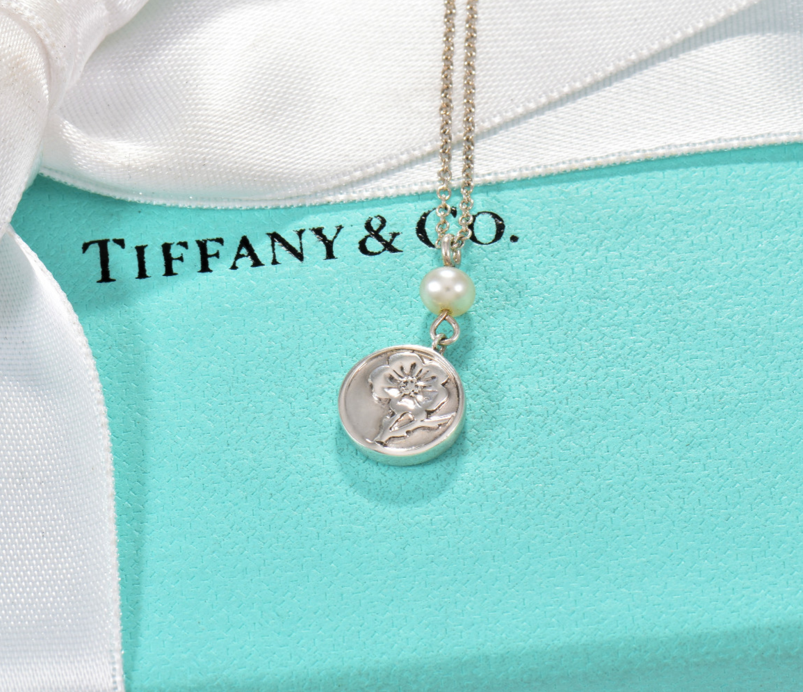 Tiffany & Co Sterling Silver Pearl Rose Flower Drop Pendant Necklace & Box Pouch