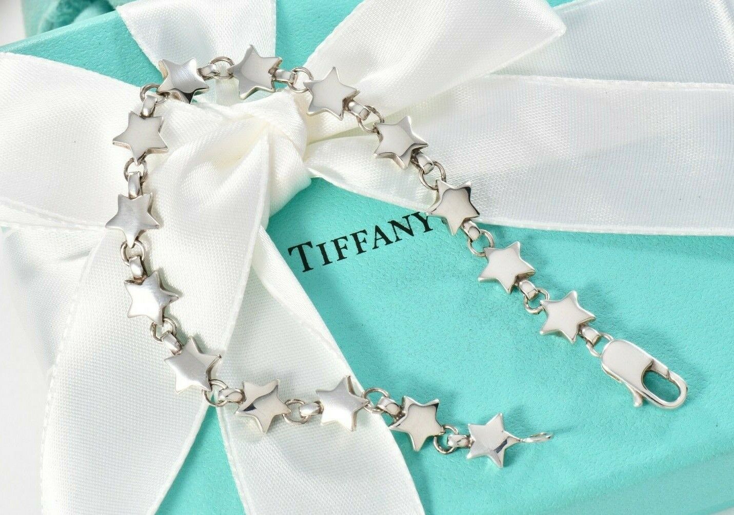 Vintage Tiffany & Co Sterling Silver Star Chain Link Bracelet with Pouch Rare