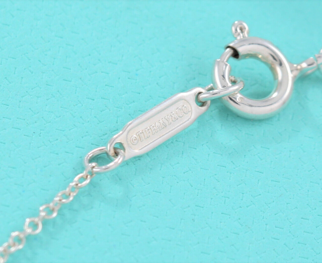 Tiffany & Co Sterling Silver 1.5" Oval Key Pendant 18.25" Chain Necklace in Box