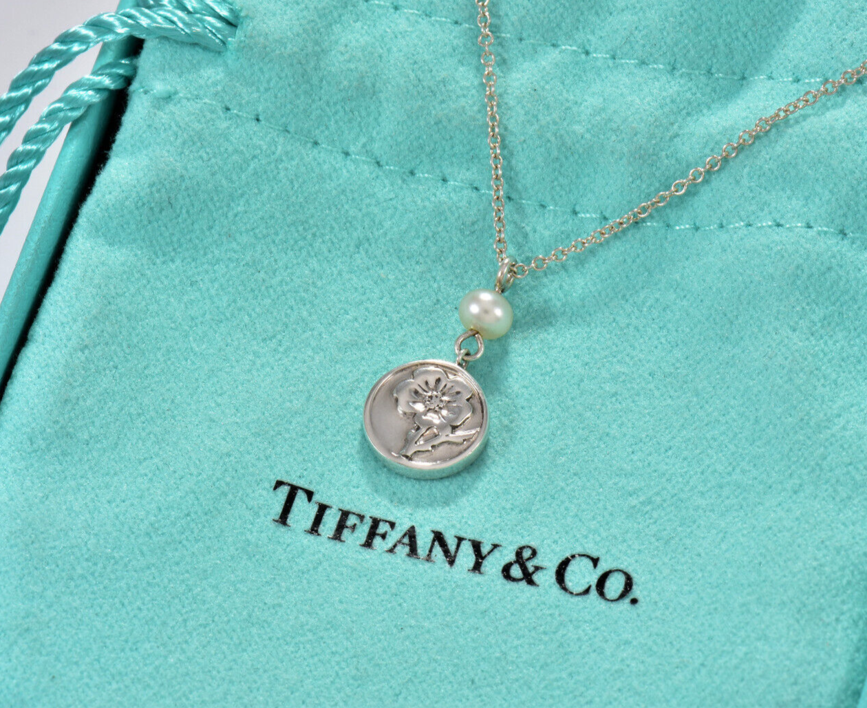 Tiffany & Co Sterling Silver Pearl Rose Flower Drop Pendant Necklace & Box Pouch