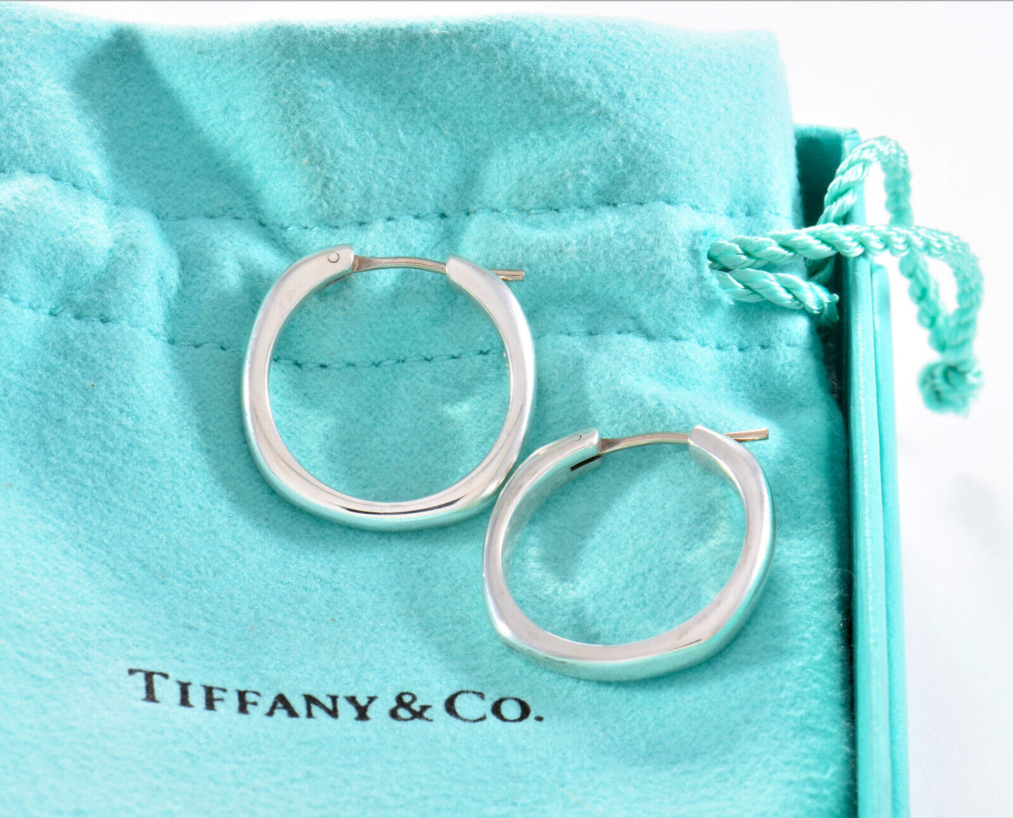 Tiffany & Co Silver Large 21mm Square Cushion Hoop Earrings in Box Pouch Ribbon