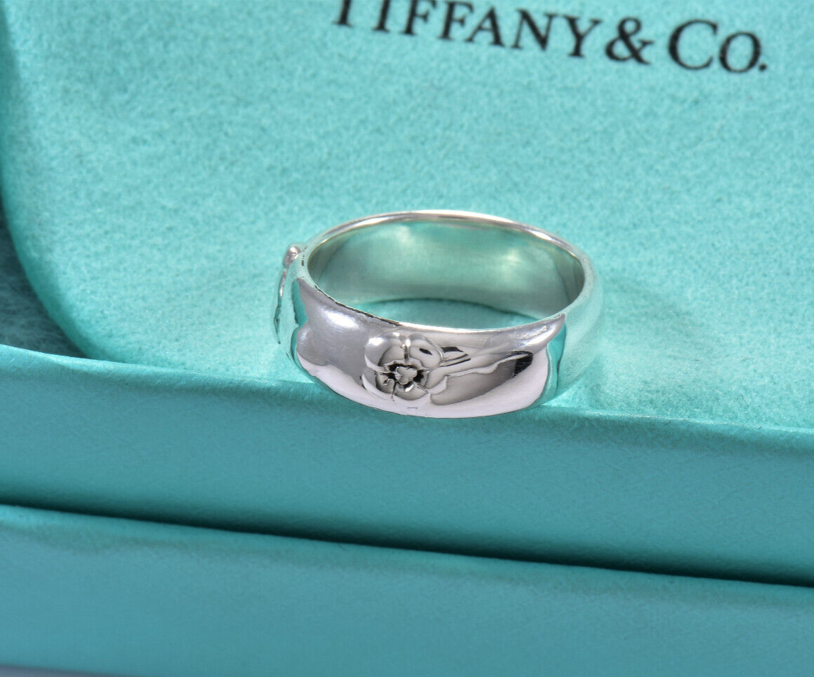 Tiffany & Co Sterling Silver Rose Flower Band Size 4 Ring 6mm in Pouch Nature