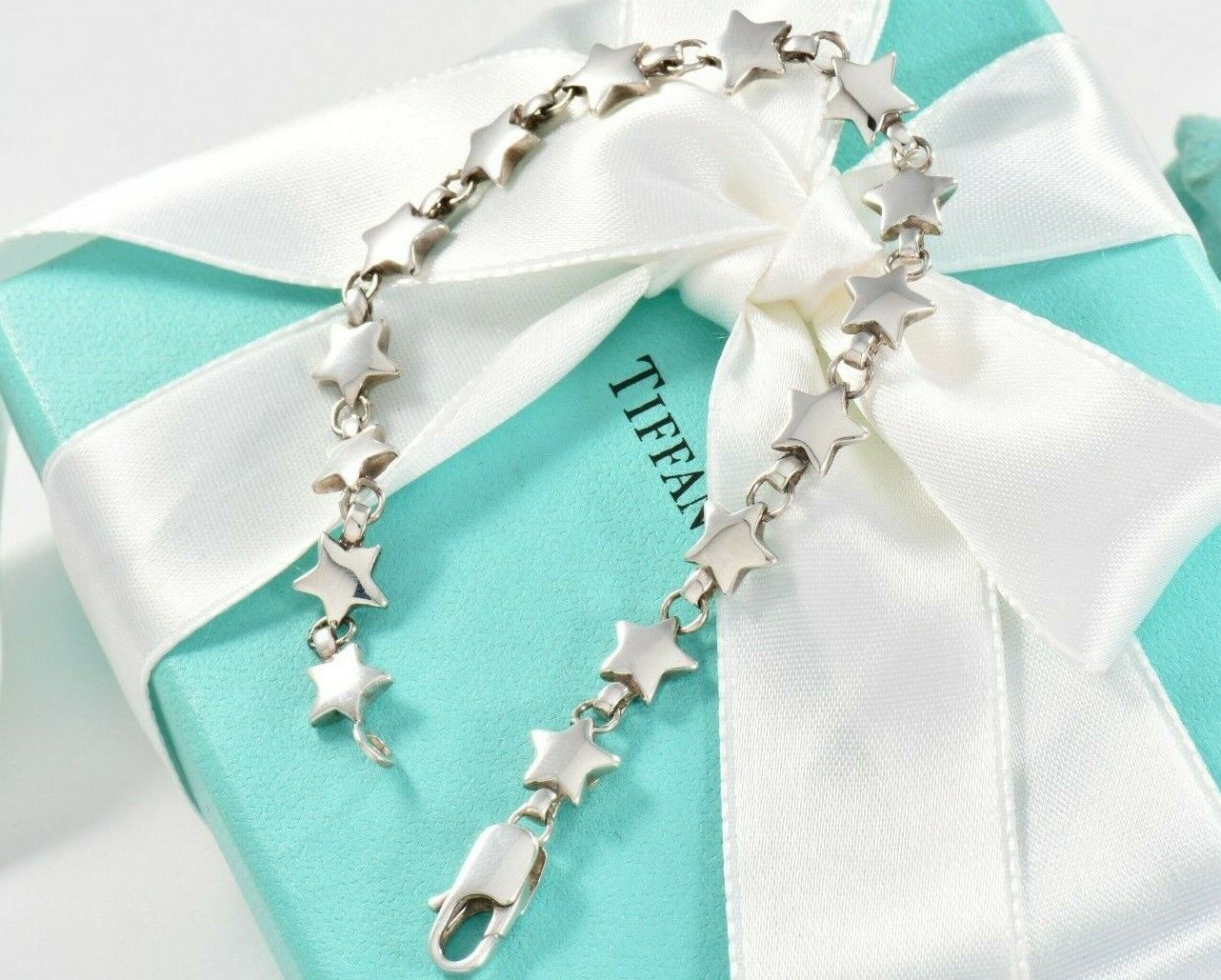 7.55 Vintage Tiffany & Co Sterling Silver Star Chain Link Bracelet in Pouch Rare