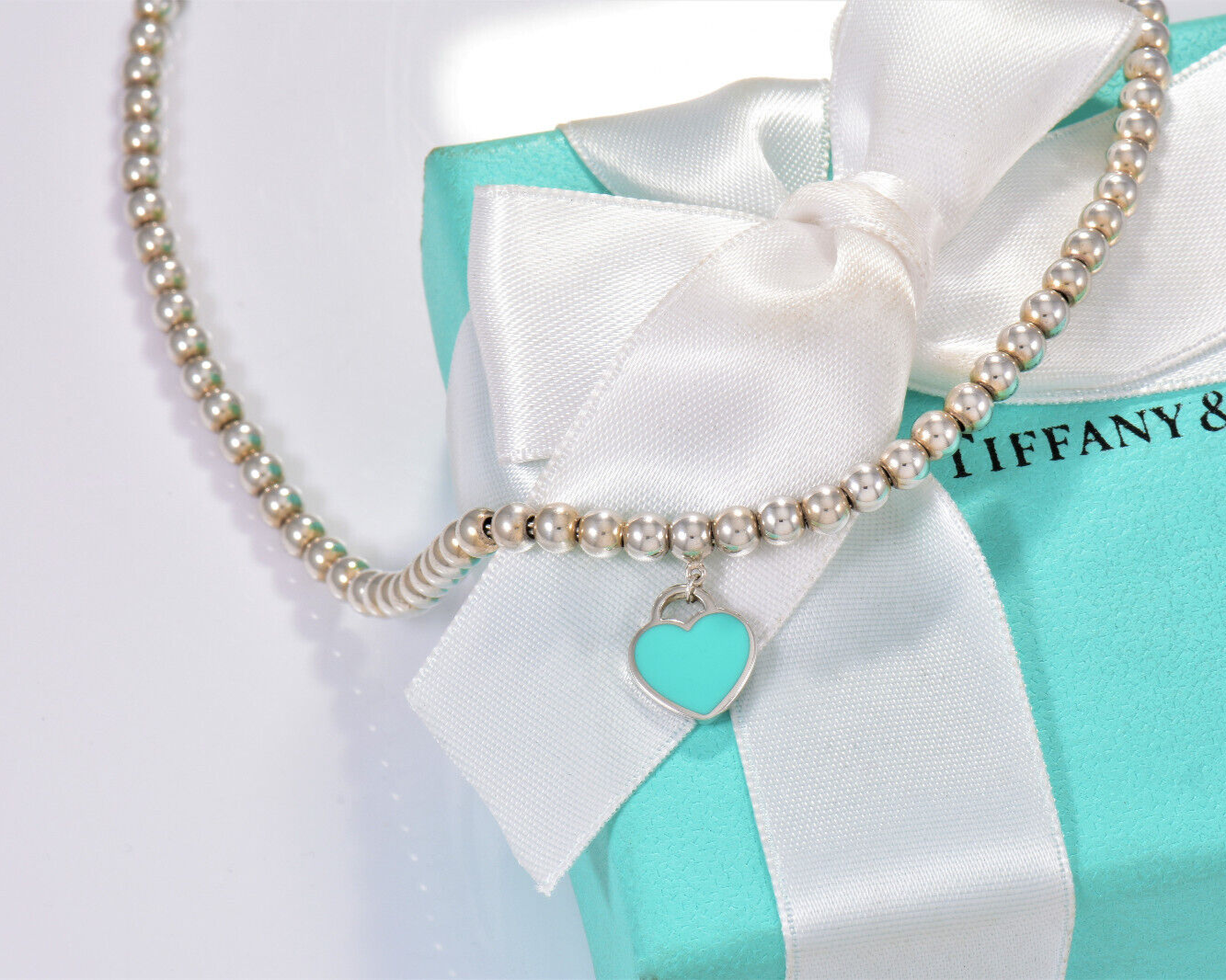 18" Please Return To Tiffany & Co Silver Blue Enamel Heart Pendant Bead Necklace