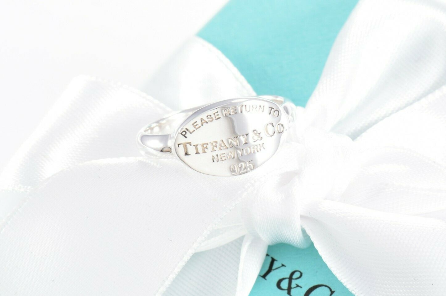 Size 8 Please Return To Tiffany & Co Silver Oval Signet Band Ring & Pouch Rare