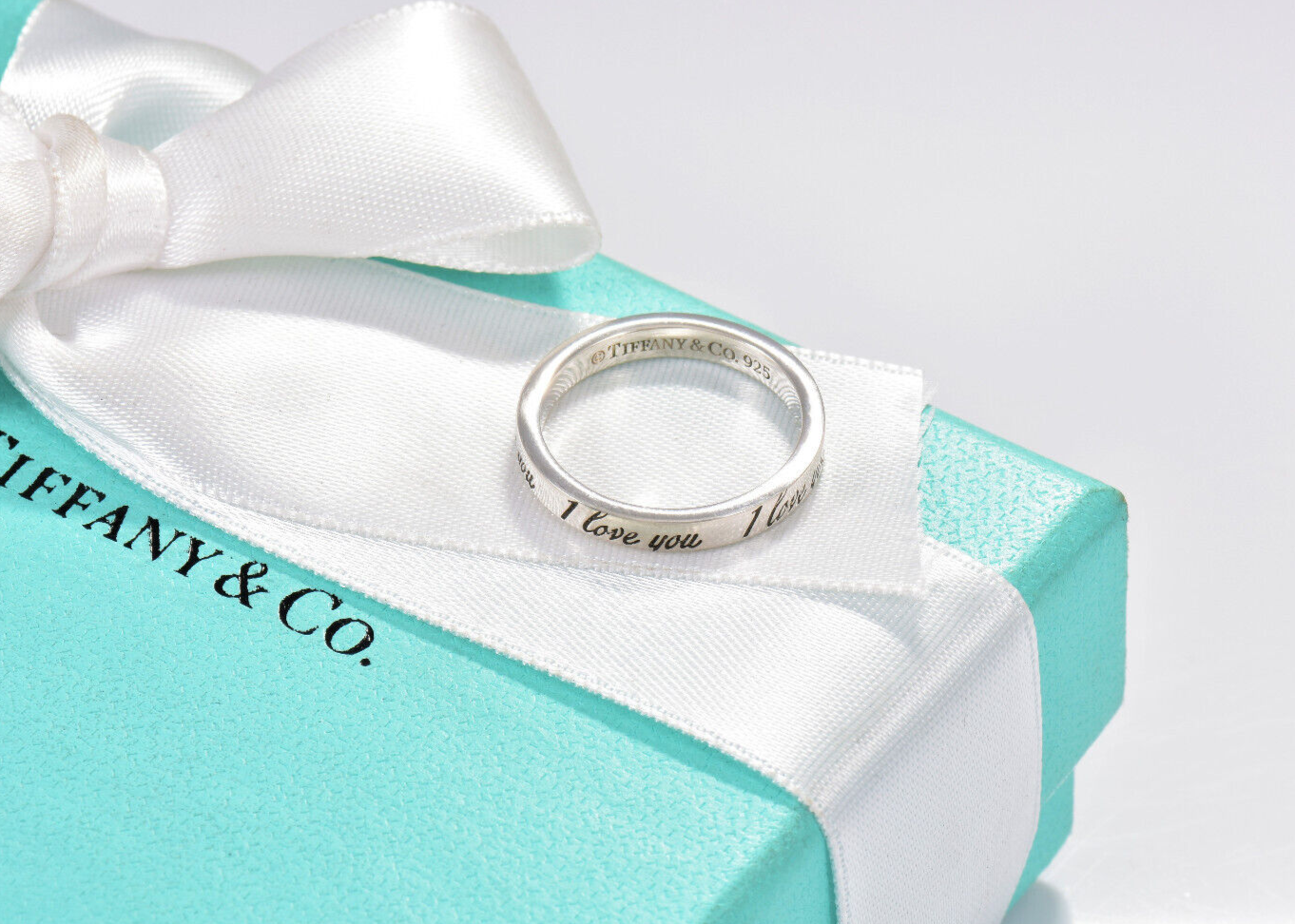 Size 9 Tiffany & Co Sterling Silver I Love You Notes Narrow Band Ring in Pouch