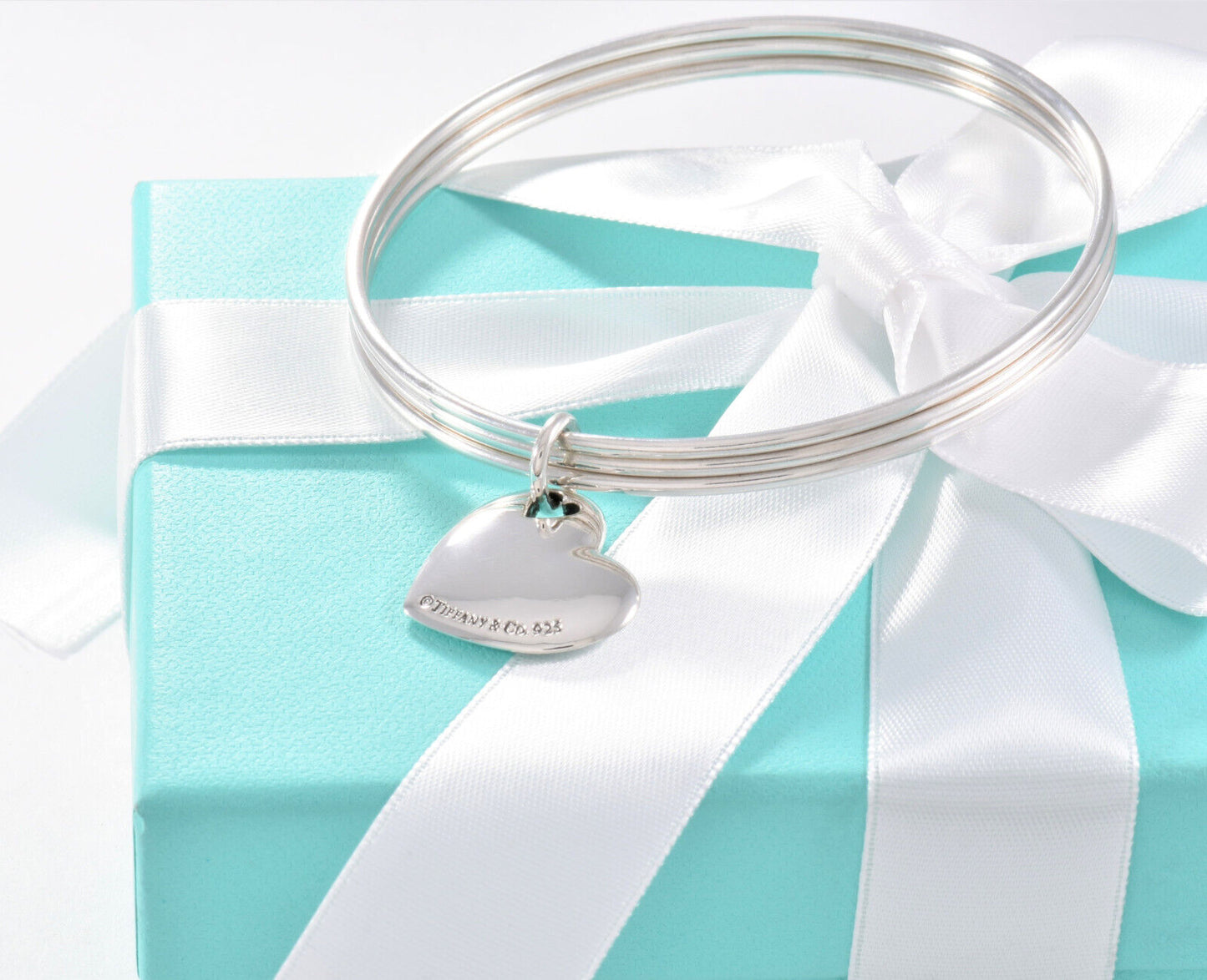 7.75" Boxed Tiffany & Co Silver Heart Stencil Charm Bracelet Wire Bangle Large