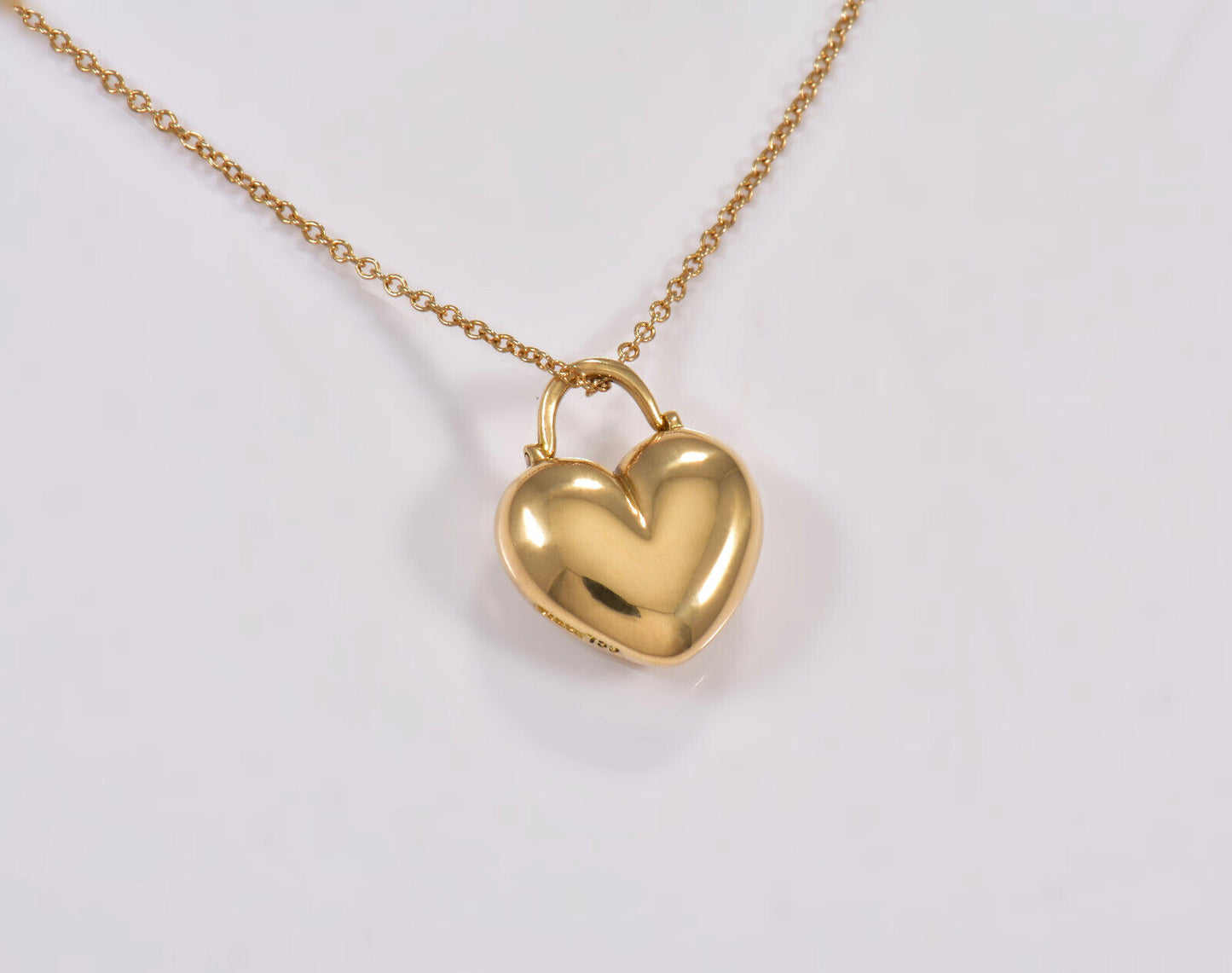 Vintage Tiffany & Co 18K Yellow Gold Puff Heart Swivel Pendant 17" Necklace Rare