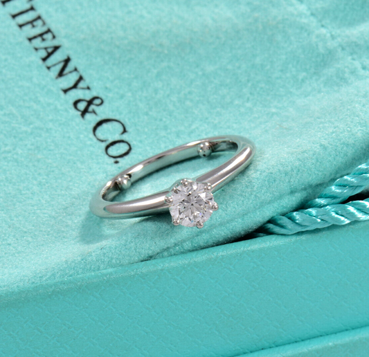 Tiffany & Co Platinum .45 ct Round Solitaire Diamond Ring Size 5 in Box Pouch