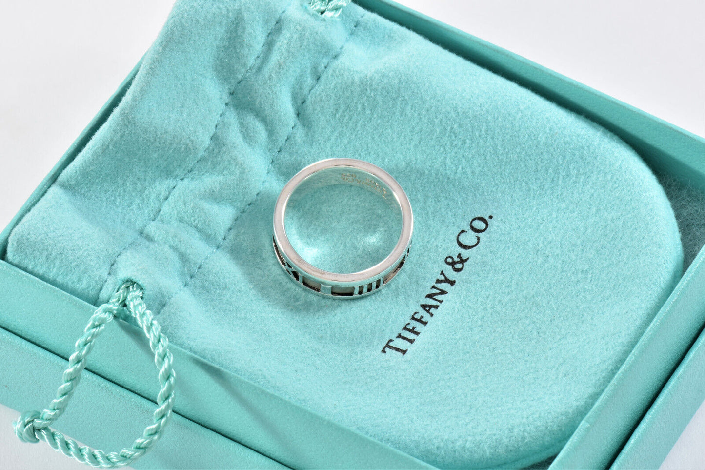 Size 6 Vintage Tiffany & Co Silver 6mm Atlas Roman Numerals Band Ring in Pouch