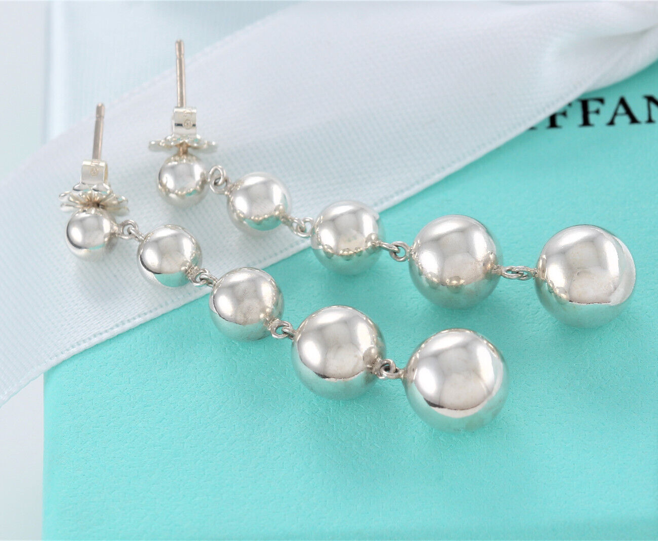 Tiffany & Co Silver Graduated Bead Ball Drop Earrings in Box Pouch Dangle Rare