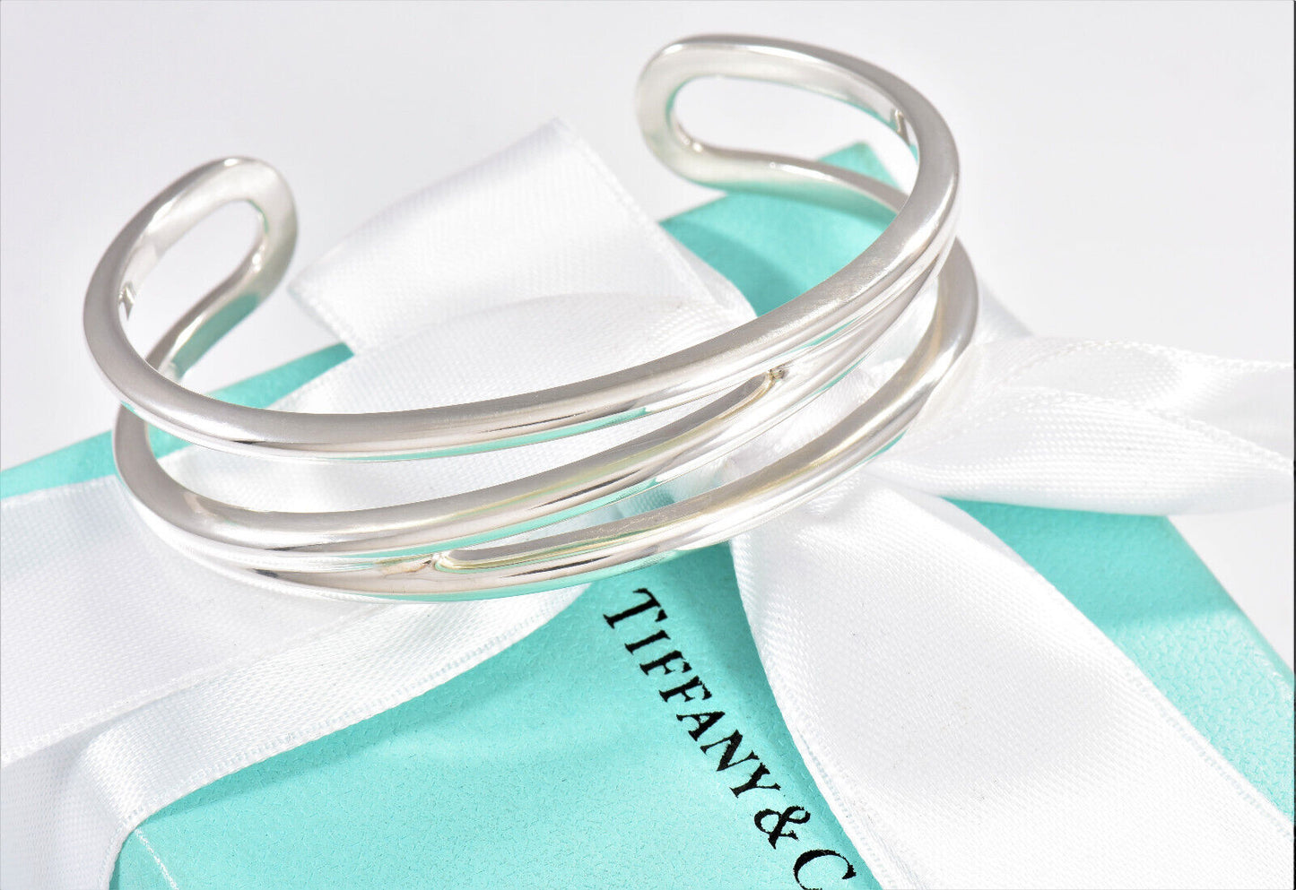 7" Tiffany & Co Sterling Silver Diagonal Open Weave Cuff Love Bracelet in Pouch