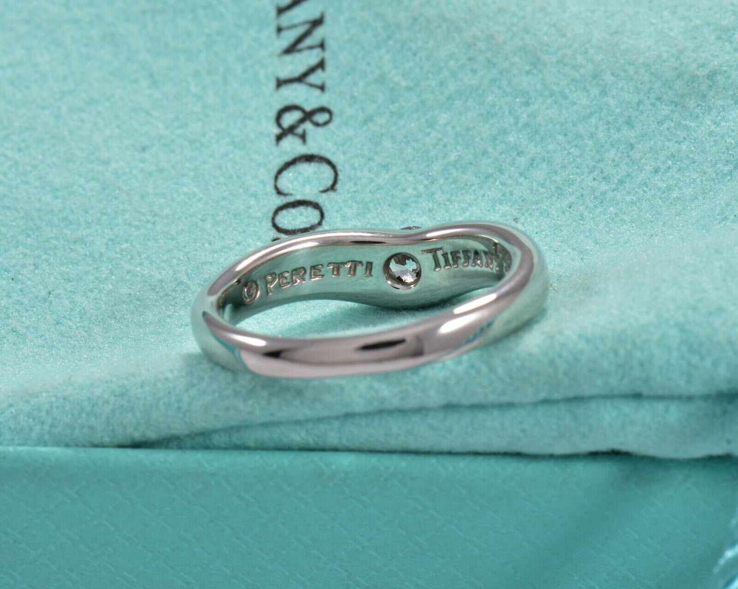 Size 5 Tiffany & Co Platinum 0.18ct Diamond Elsa Peretti Wide Curved Band Ring