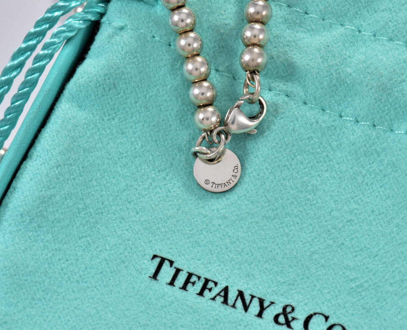 18" Please Return To Tiffany & Co Silver Blue Enamel Heart Pendant Bead Necklace