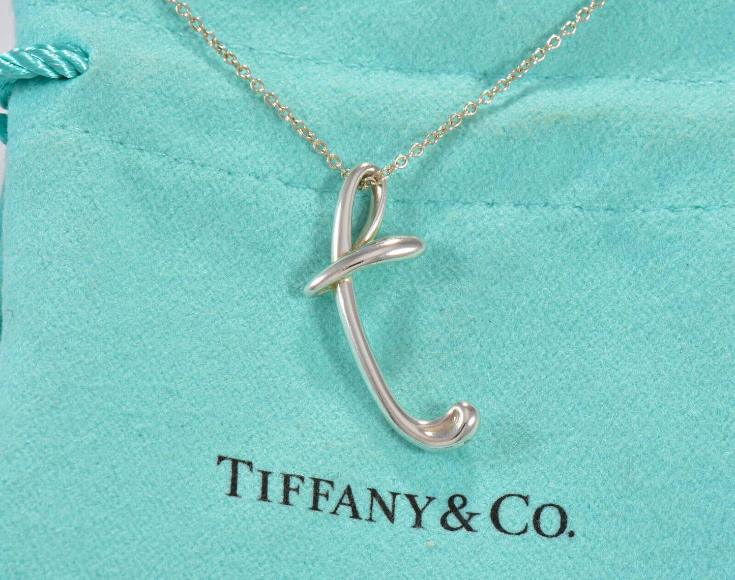 Tiffany & Co Silver Elsa Peretti Alphabet Letter T Necklace in Box Pouch Lovely