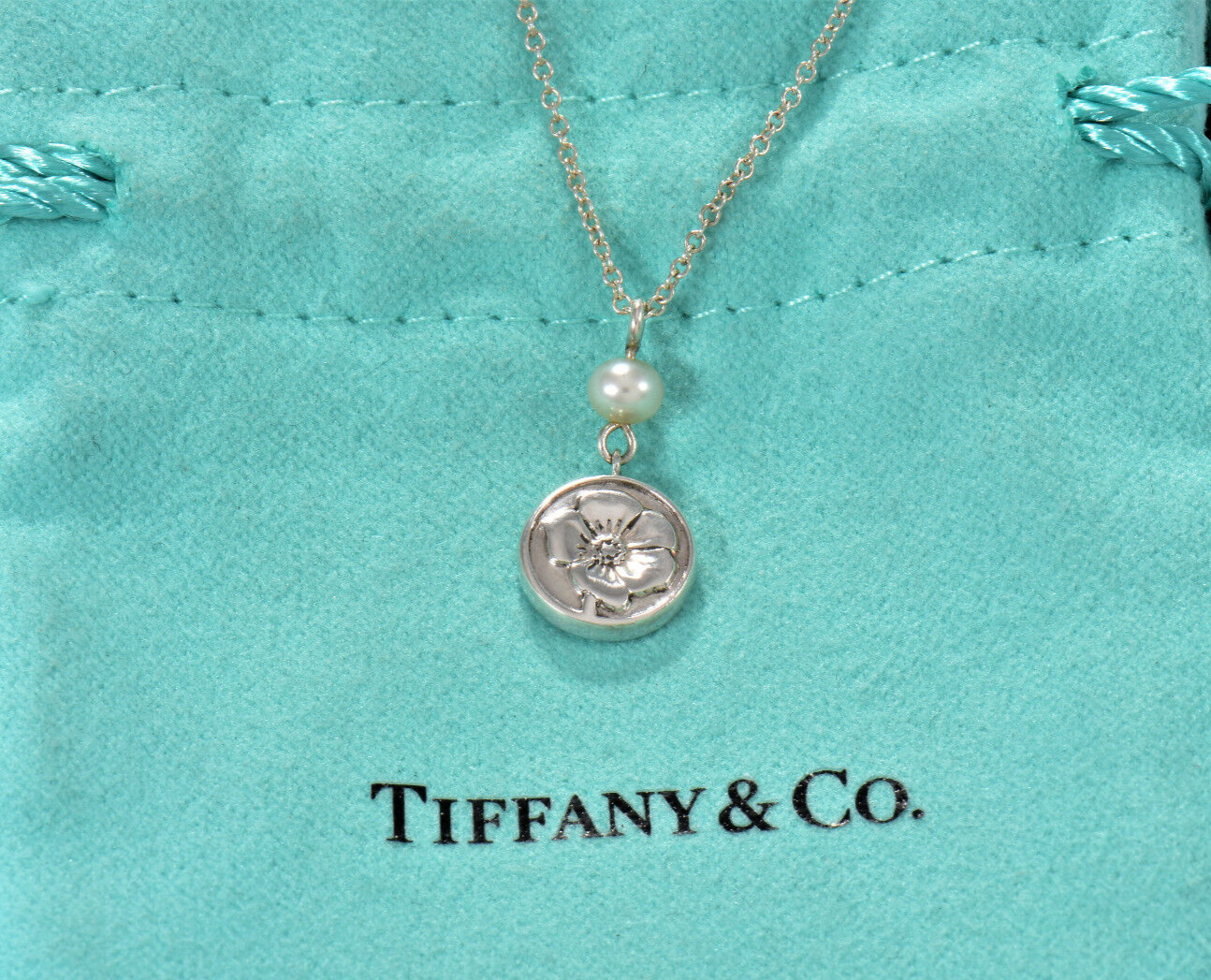 Tiffany & Co Sterling Silver Pearl Rose Flower Drop Pendant Necklace & Box Pouch