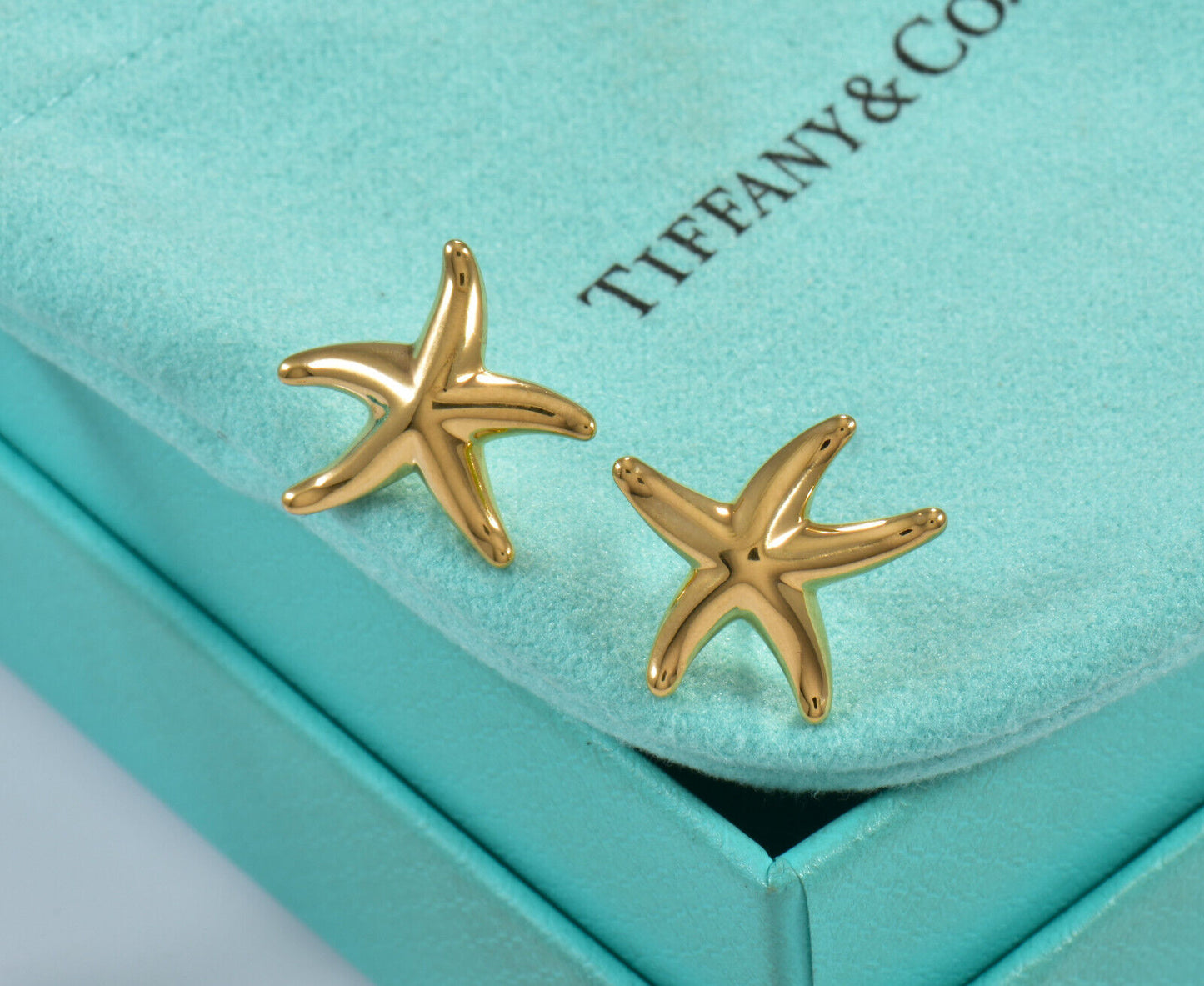 Tiffany & Co 18K Yellow Gold Elsa Peretti Starfish Earrings in Box Pouch Rare