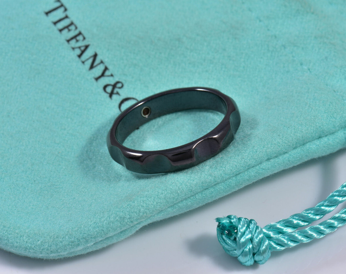 Size 8 Tiffany & Co Diamond Titanium Silver Paloma Picasso Groove Ring in Box