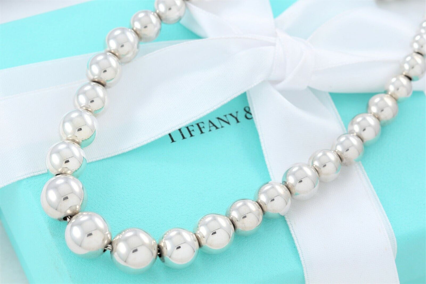 Tiffany & Co Sterling Silver HardWear Graduated Ball Bead Necklace in Pouch Ware