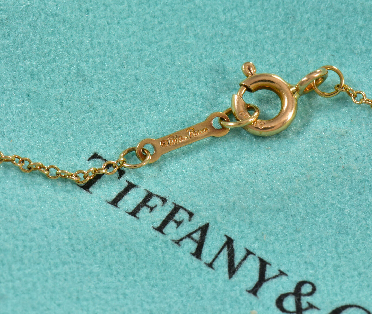 Tiffany & Co 18K Gold Paloma Picasso Loving Heart Pendant 17" Necklace in Box