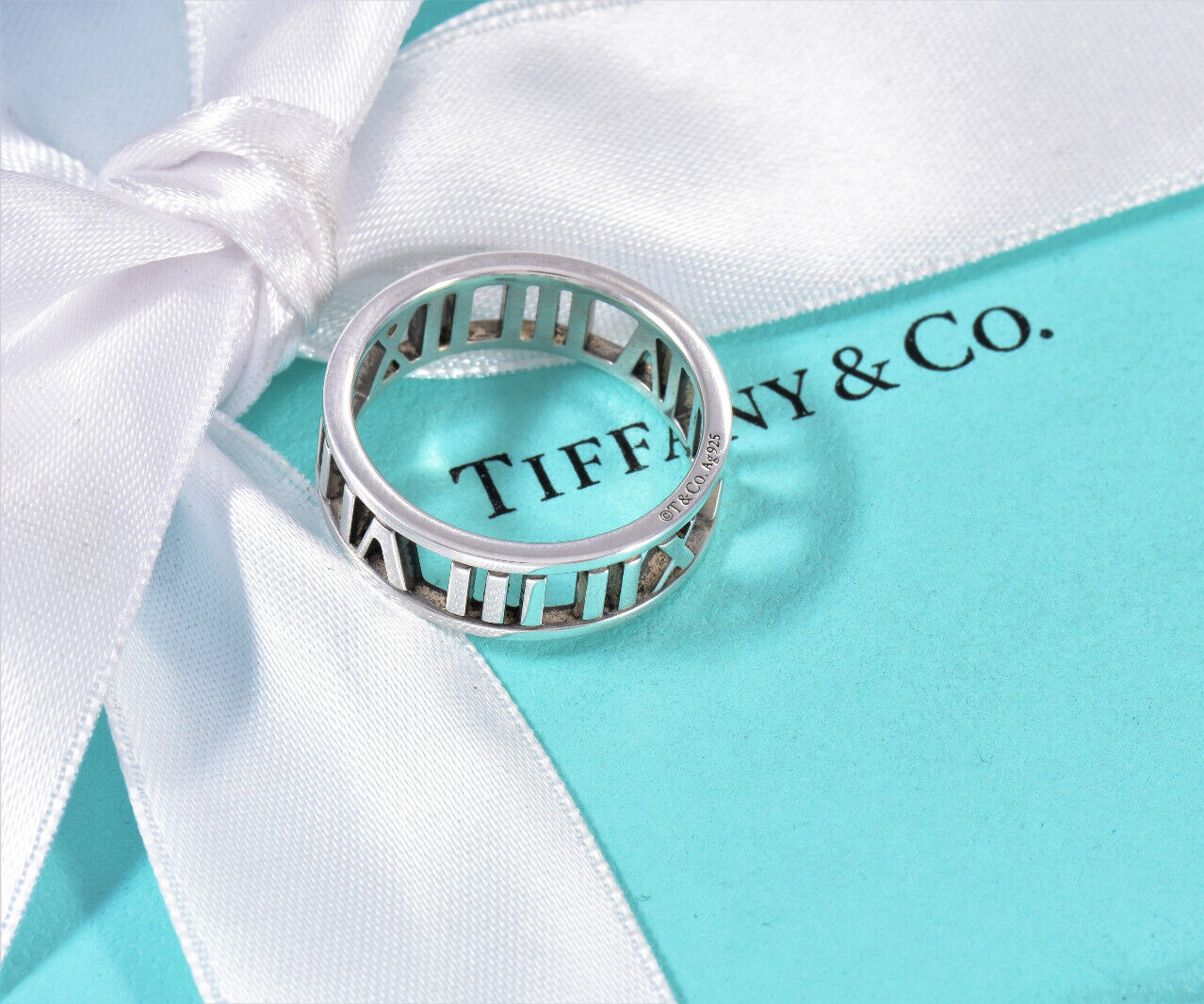 Size 6 Tiffany & Co Silver Atlas Numeral Wide Open Stencil Band Ring in Pouch