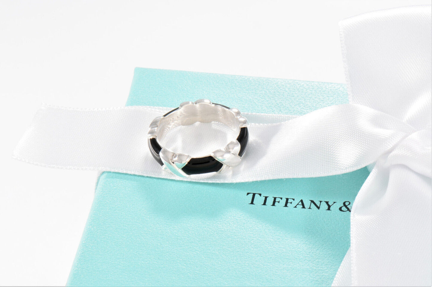 Size 5 Tiffany & Co Silver Black Enamel Signature X Stack 6mm Band Ring in Pouch