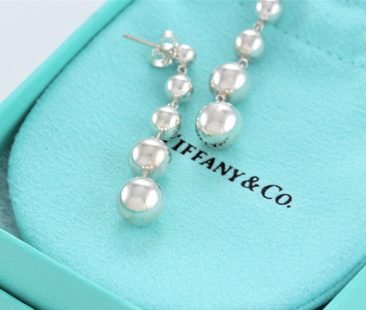 Tiffany & Co Silver Graduated Bead Ball Drop Earrings in Box Pouch Dangle Rare