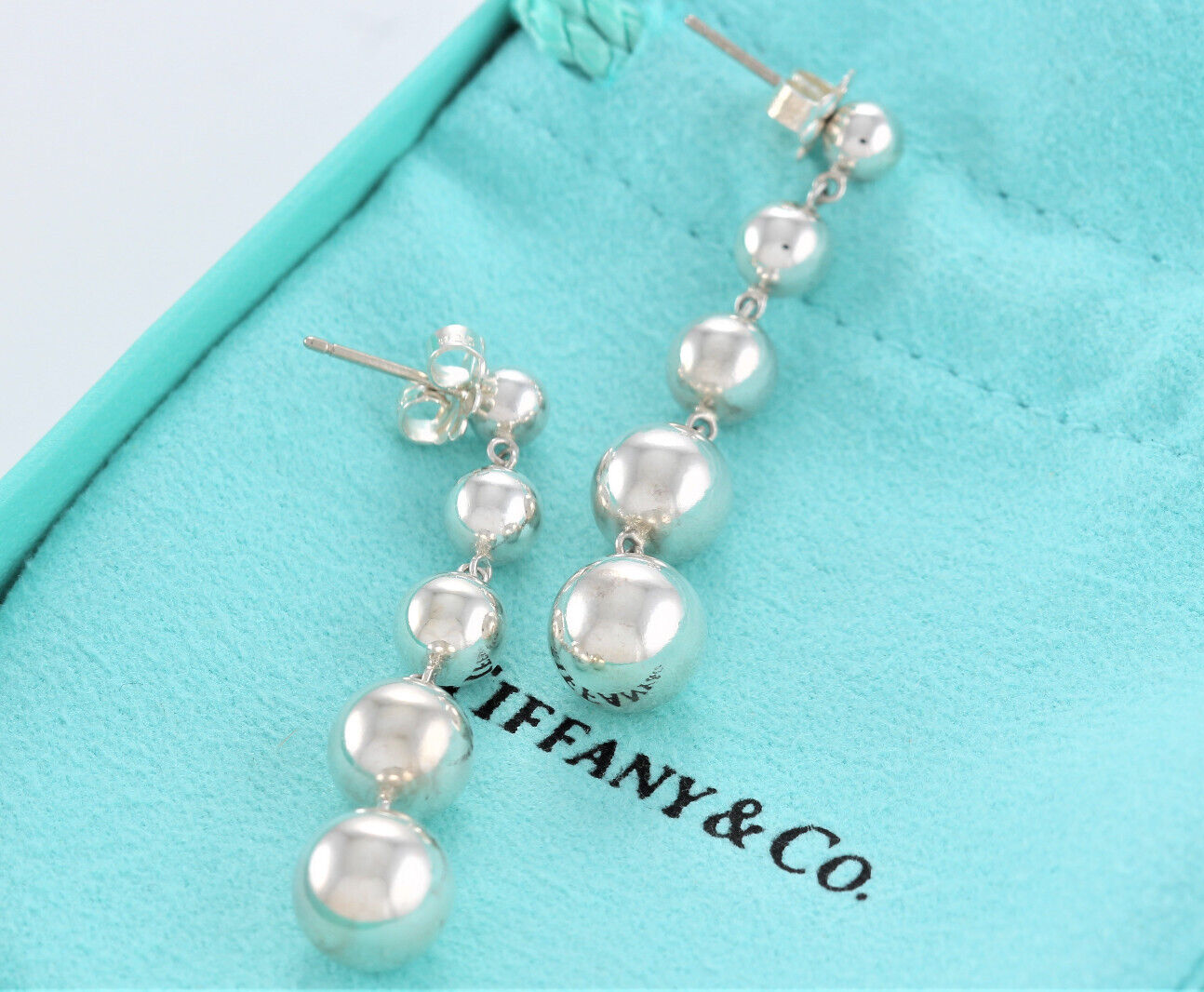 Tiffany & Co Silver Graduated Bead Ball Drop Earrings in Box Pouch Dangle Rare