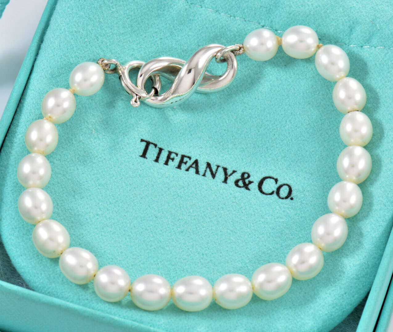 Vintage Tiffany & Co Silver Pearl Bead Infinity Charm Bracelet 7.65" in Pouch