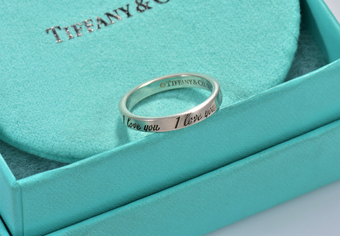 Size 7 Tiffany & Co Sterling Silver I Love You Notes Narrow Band Ring in Pouch