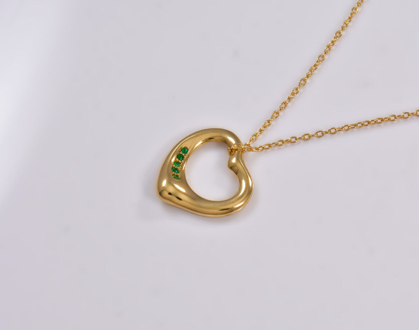 Tiffany & Co Emerald 18K Gold Elsa Peretti Open Heart Pendant 19.25" Necklace