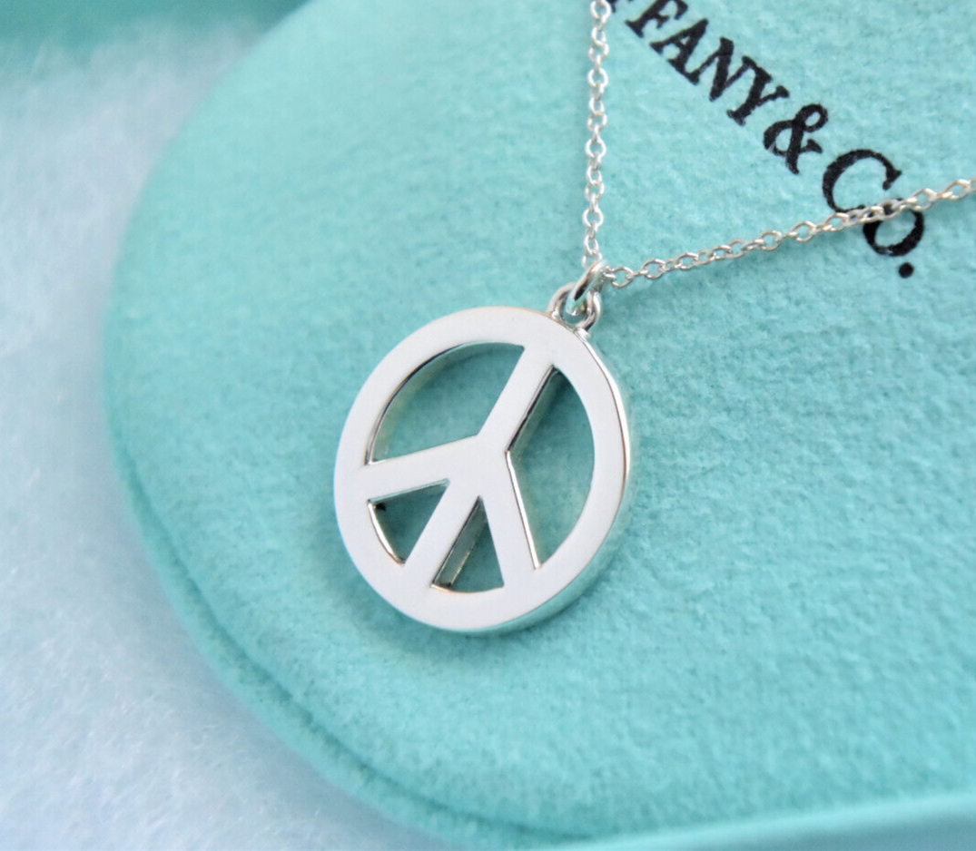 20.75" Tiffany & Co Silver Large 1" Peace Pendant Necklace in Box Pouch Rare